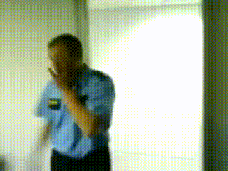 Шпингалеты лопнули XD