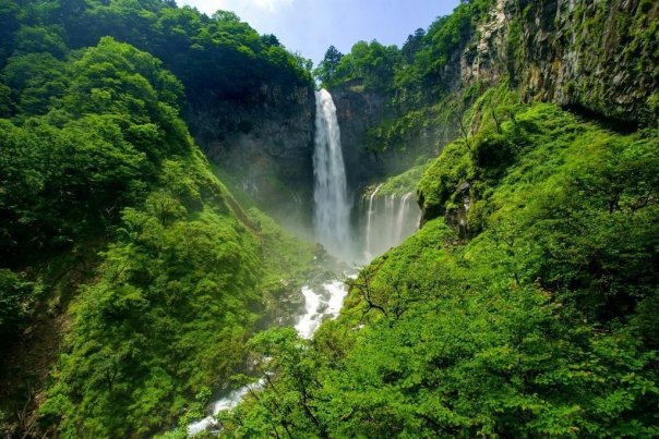 Водопад Кэгон, Япония...