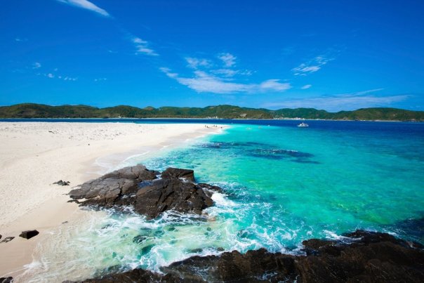 Окинава.

Оторванные от Японии ост...