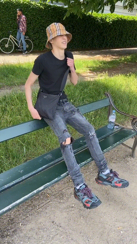 на чётинких треп движениях 