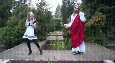 А ТЕПЕРЬ... ТАНЦЫ)))