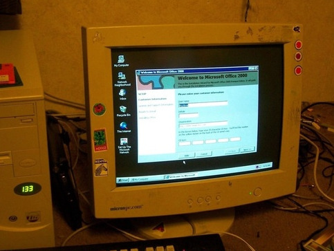 Яша Настольгиров