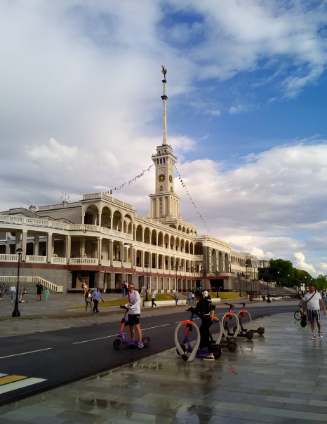 Северный Речной вокзал...