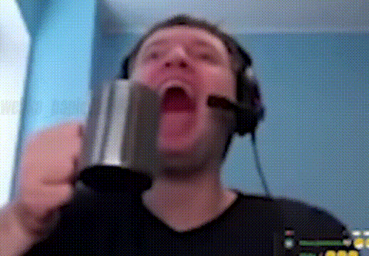 Дебел сука малолетний пошел нахуй атсюда