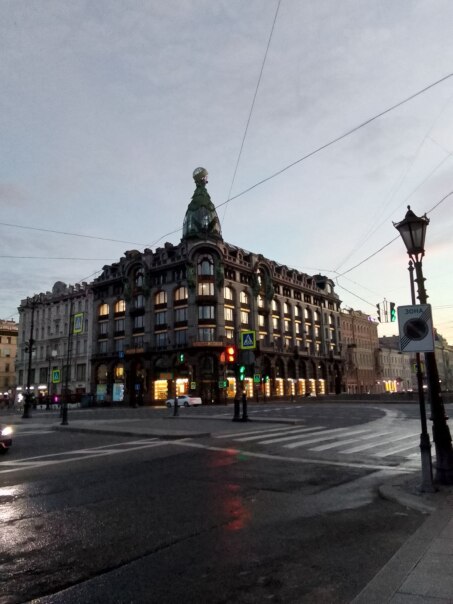 Санкт-Петербургский Дом книги
(Дом ...