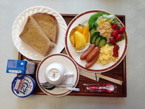 Как кормят рожениц в Японии: такие б...