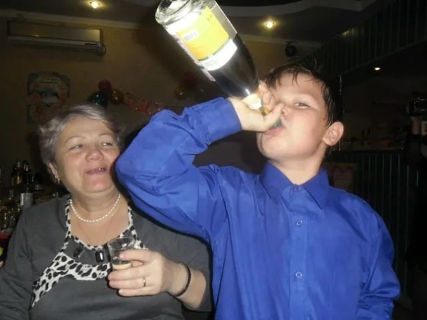 
▆▇▆▅Он_НаЩ_ГлАвНыЙ_ФаНаТ
▆▇▆▅...