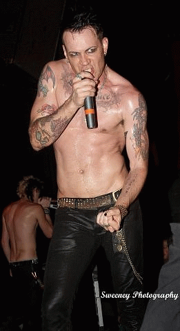 НаКоНЕц-То я НАшлА мЕСтО гДе лОвиТ И...