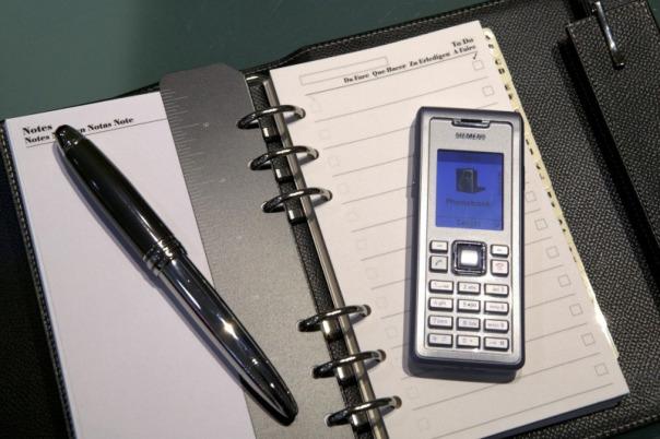 Siemens CC75, 2005

похож кстати н...